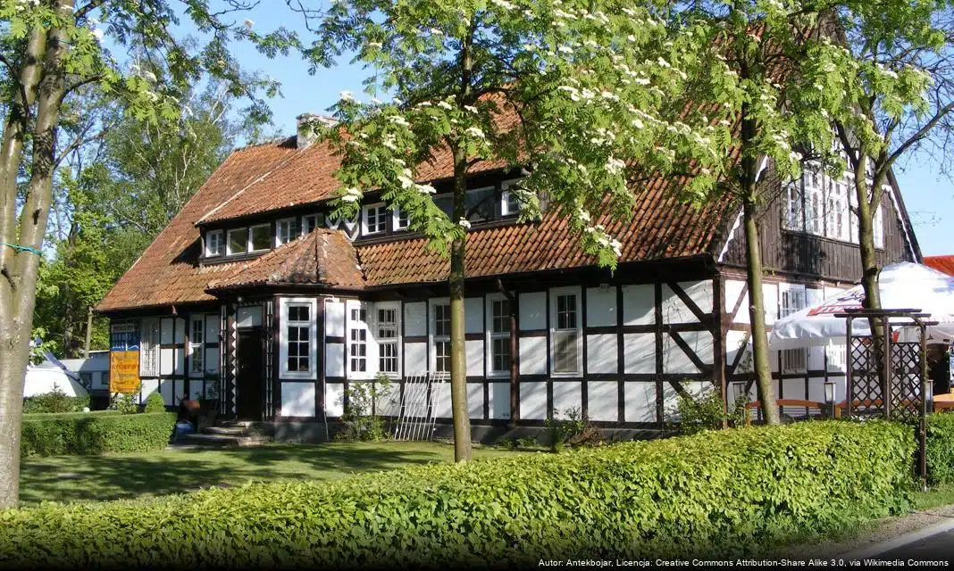 Testy oświetlenia na Placu Marszałka Józefa Piłsudskiego